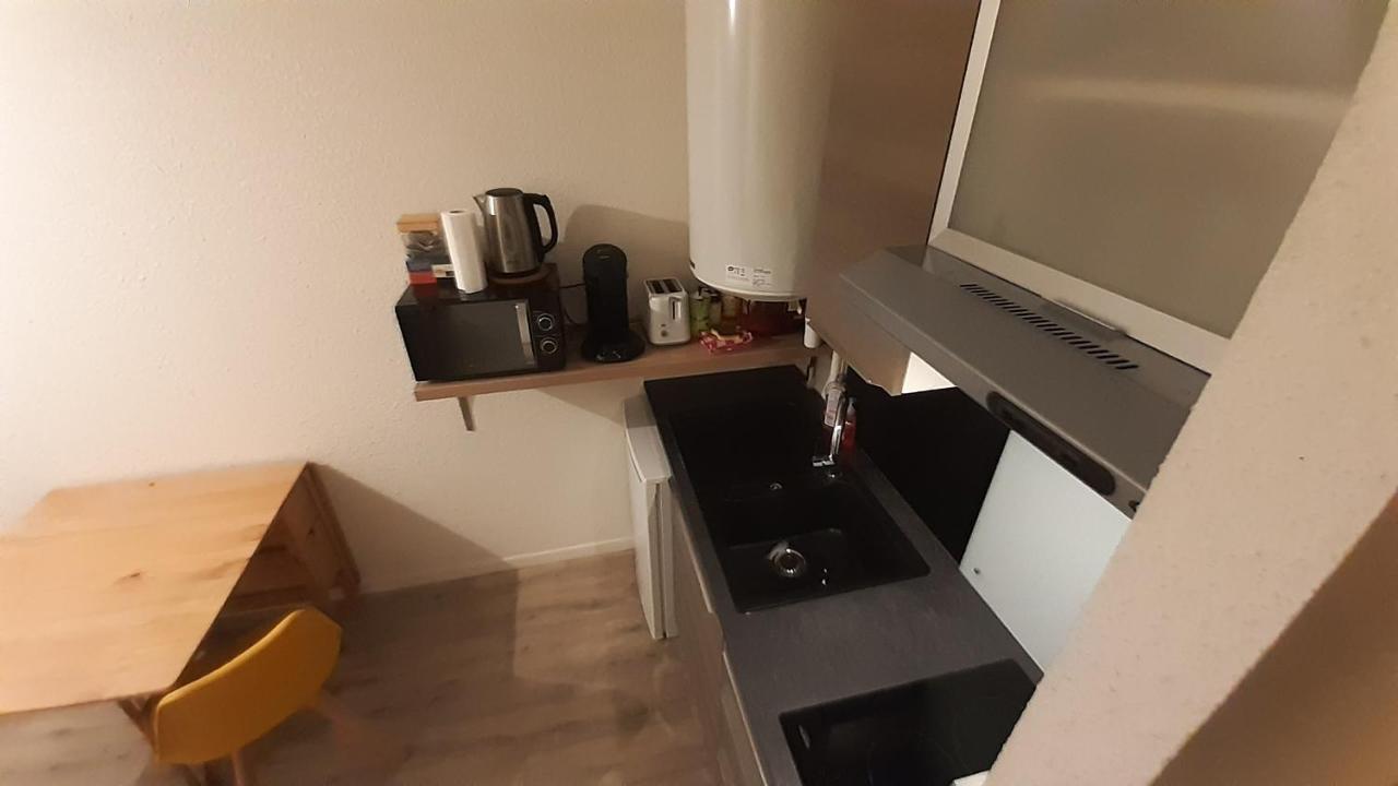 Studio 202 Au 15 Rue Battant A Безансон Екстериор снимка